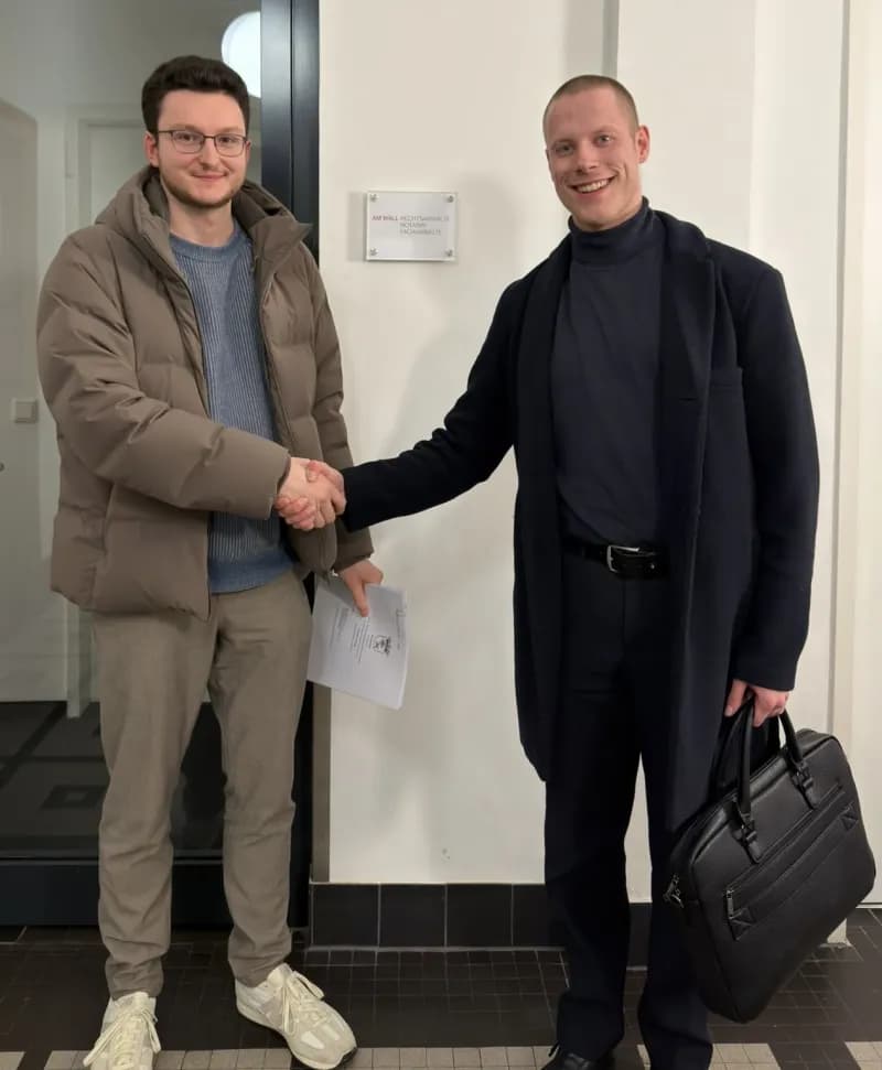 René Grensemann und Simon Kroul bei der Gründung von Hausverwaltung Nordstern